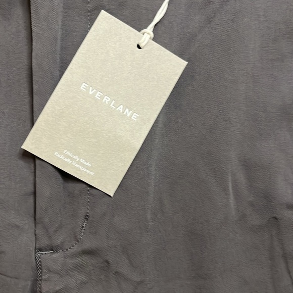 NWT Everlane Men’s The 7” Slim Fit Performance Chino Short in Gray Size 36 - Picture 2 of 9